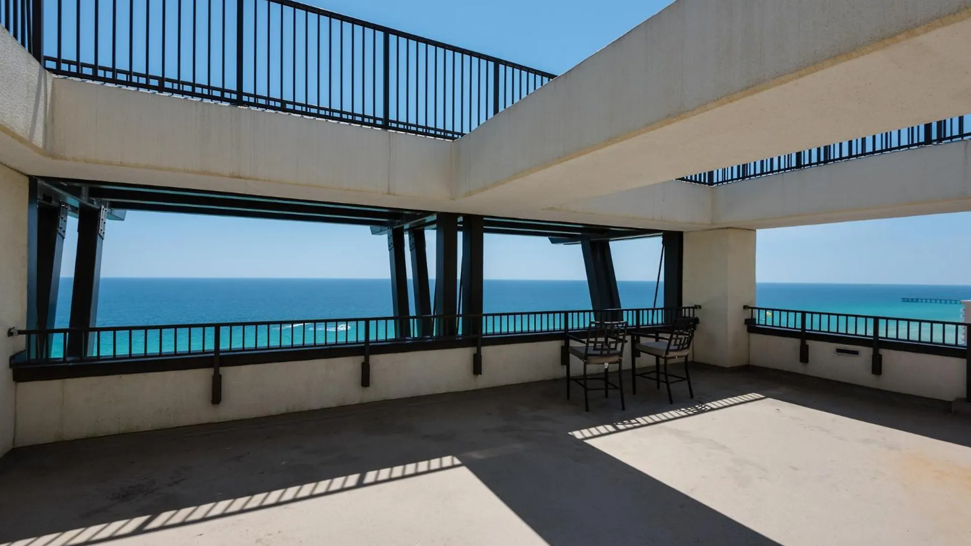 Rooftop Views Of The Gulf! 1800 Square Foot Private Rooftop Terrace! Panama City Beach 0*,