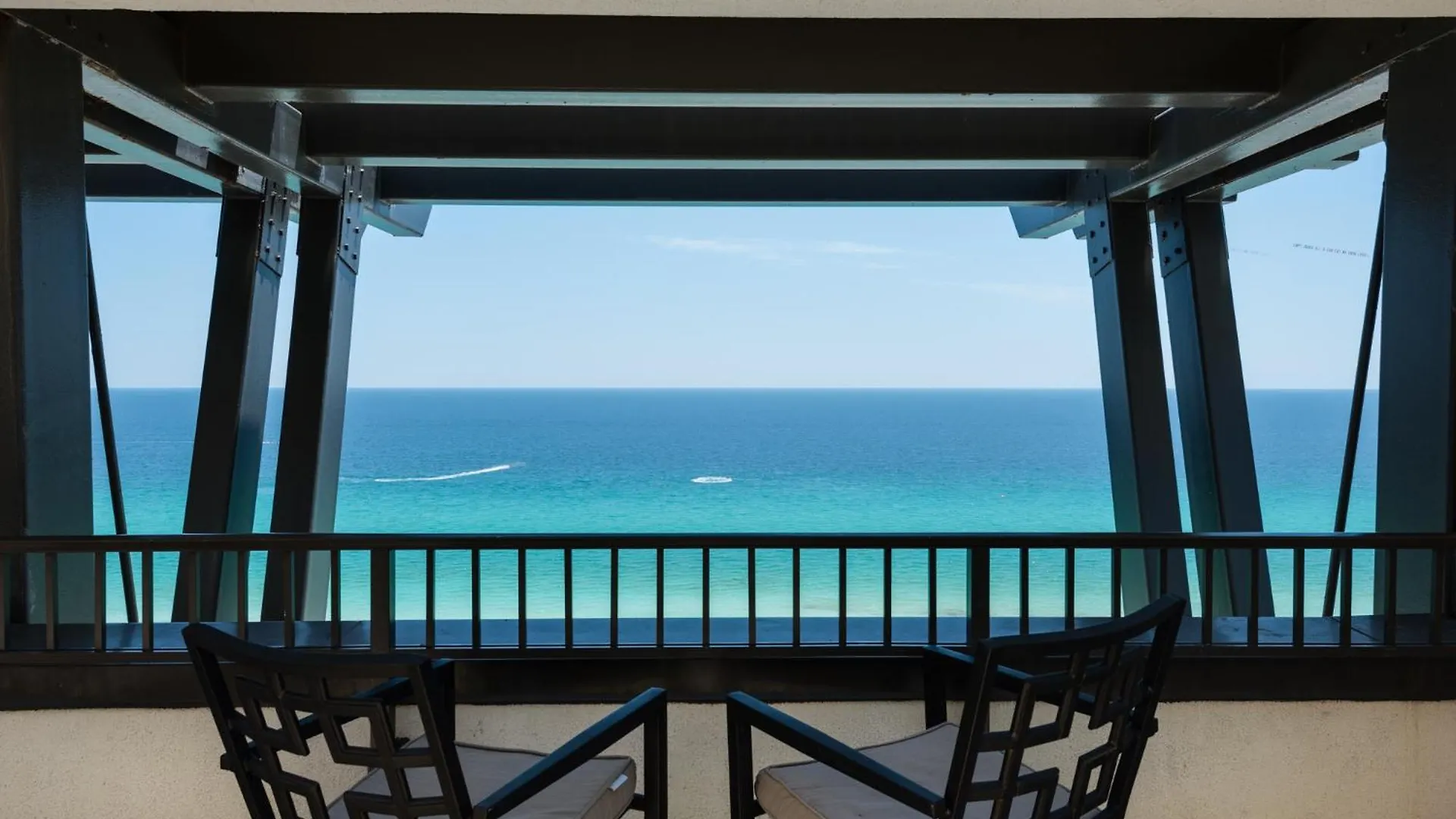 Rooftop Views Of The Gulf! 1800 Square Foot Private Rooftop Terrace! Panama City Beach