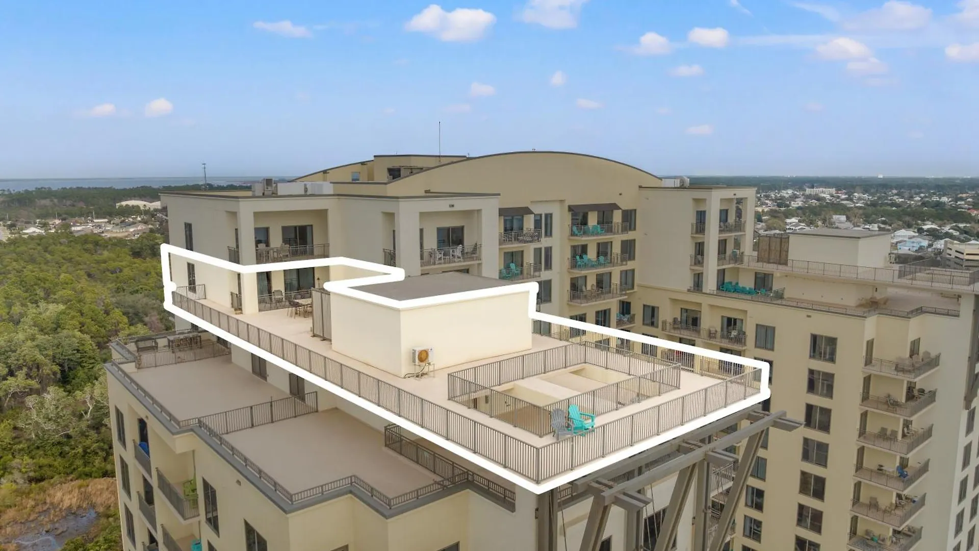 Rooftop Views Of The Gulf! 1800 Square Foot Private Rooftop Terrace! Panama City Beach
